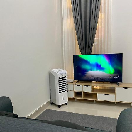 Villa Ku Villa Mu Семаранг Екстериор снимка