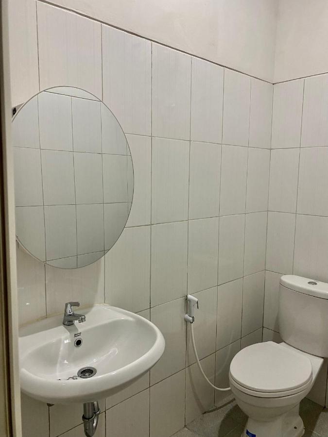Villa Ku Villa Mu Семаранг Екстериор снимка