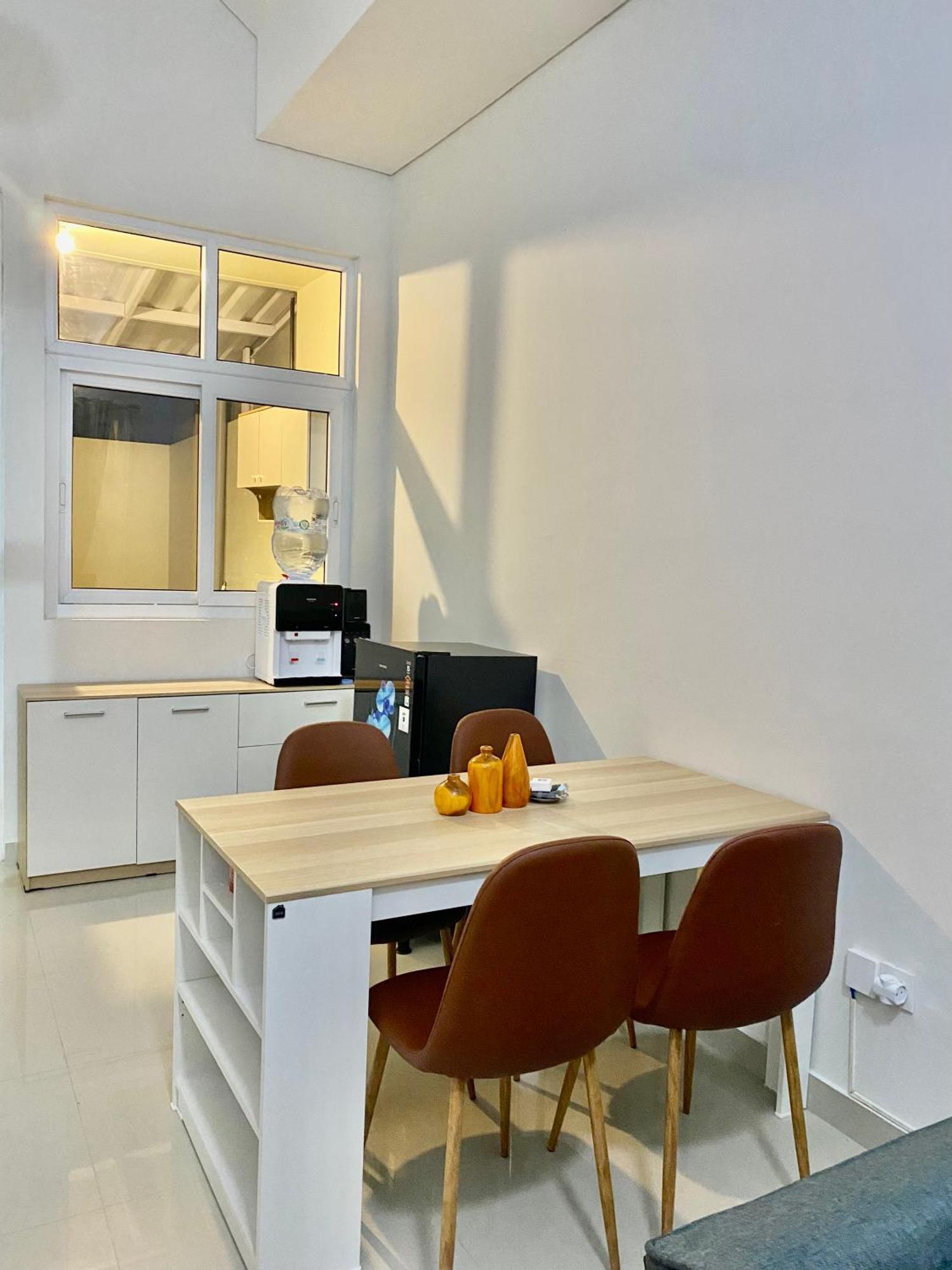 Villa Ku Villa Mu Семаранг Екстериор снимка